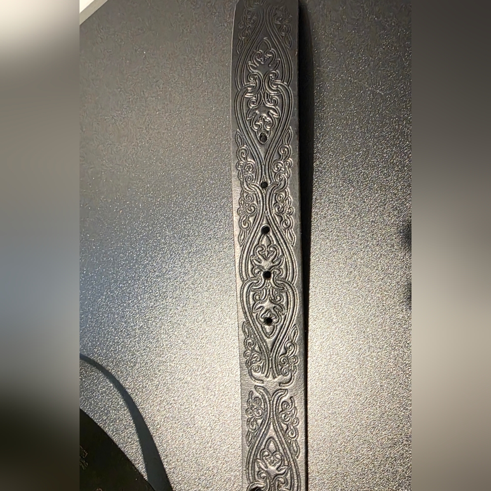 Kohl's Black Belt with Intricate Silver Buckle - Picture 3 of 6
